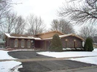 1118 Jamie Ln, Homewood, IL 60430