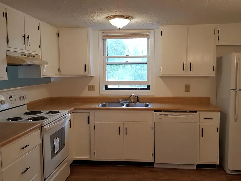 6605 Echo Ln — Photo 9