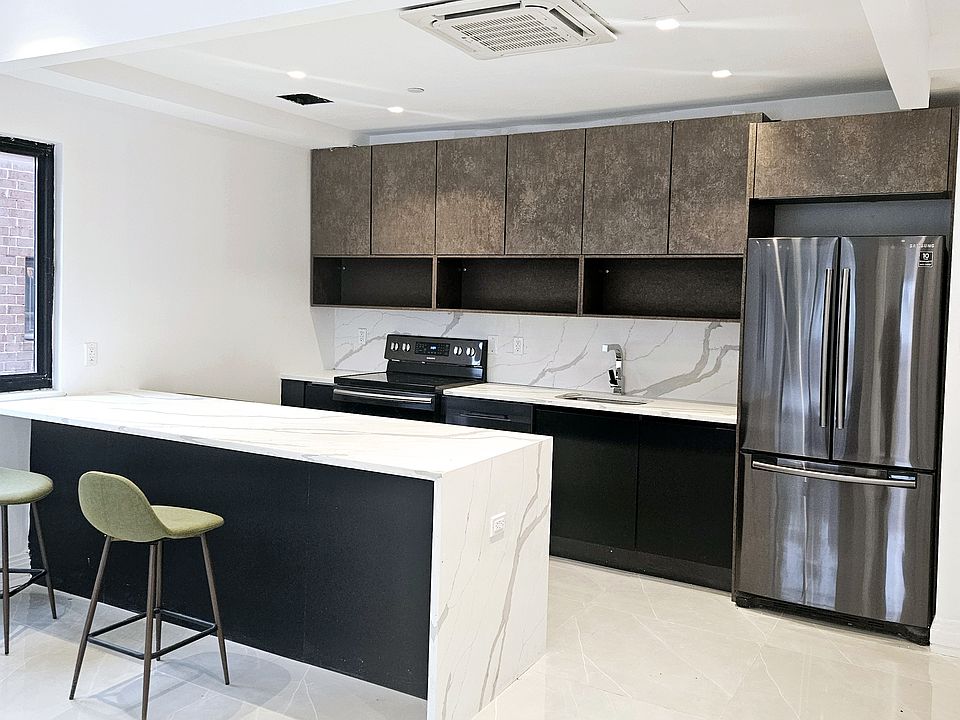 1st image of 2232 Kimball St #2B