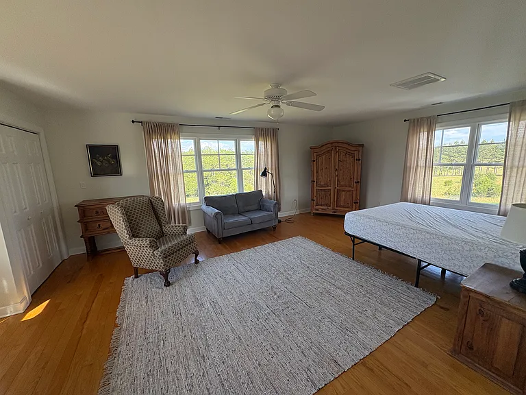 1516 James River Rd #1 — Photo 13