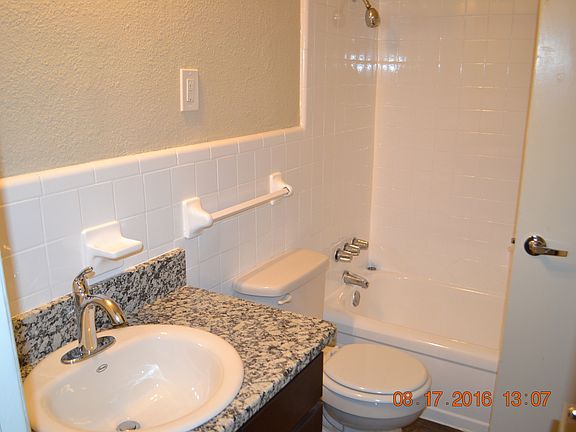 3rd image of 1000 Grigsby Ave APT 101