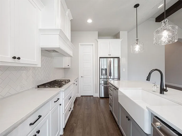 4412 La Roche Ave — Photo 2