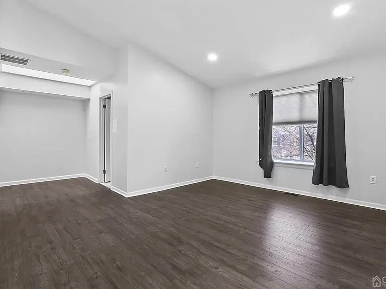 12 Donamar Ln — Photo 18