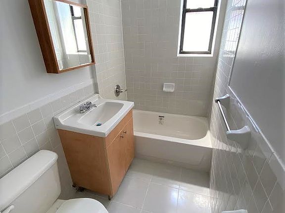 4th image of 28-44 35th St #4