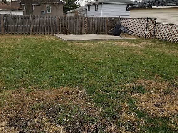 5th image of 594 Freeland Ave
