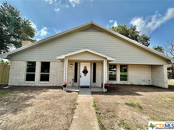3rd image of 110 Brentwood Pl