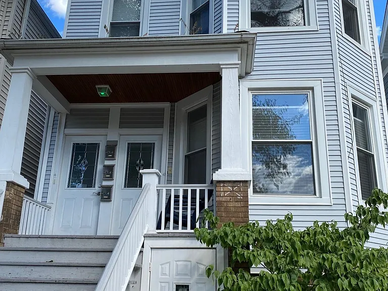 3441 N Seeley Ave #G — Photo 1