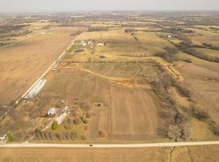 2 Hope Ln, Odessa, MO 64076