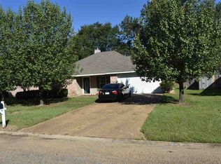 2290 Meagan Dr, Jackson, MS 39272