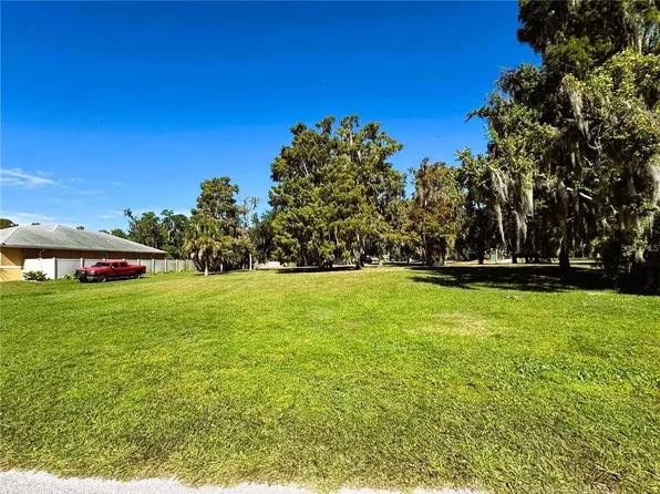 Lake Pierce Dr #44, Lake Wales, FL 33898