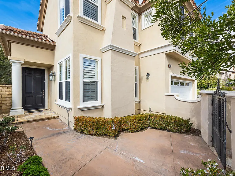 6103 Deerhill Rd — Photo 4