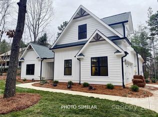 206 Turkey Ridge Rd, Fletcher, NC 28732