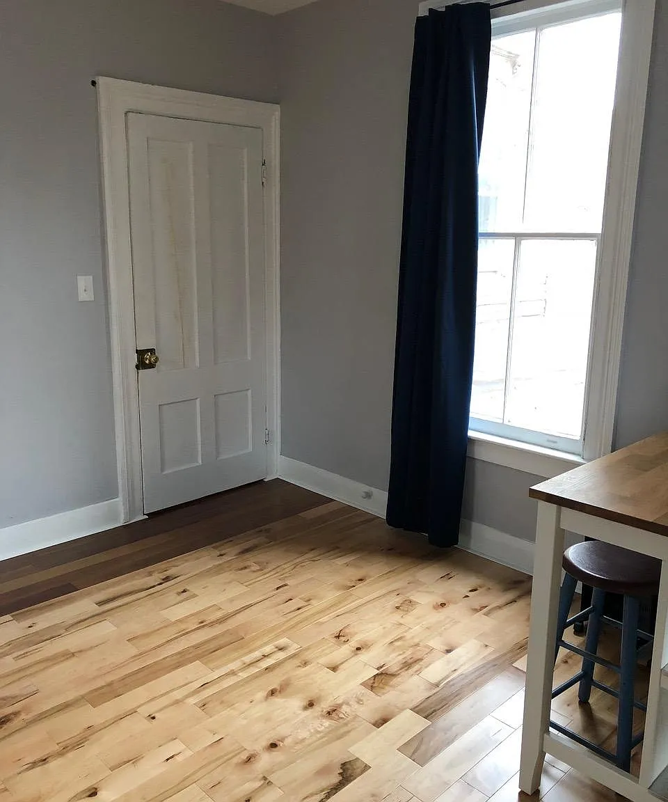 Studio, 210 sqft, $1,200 — Photo 4