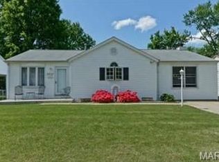 2400 Hawthorne Manor Dr, Florissant, MO