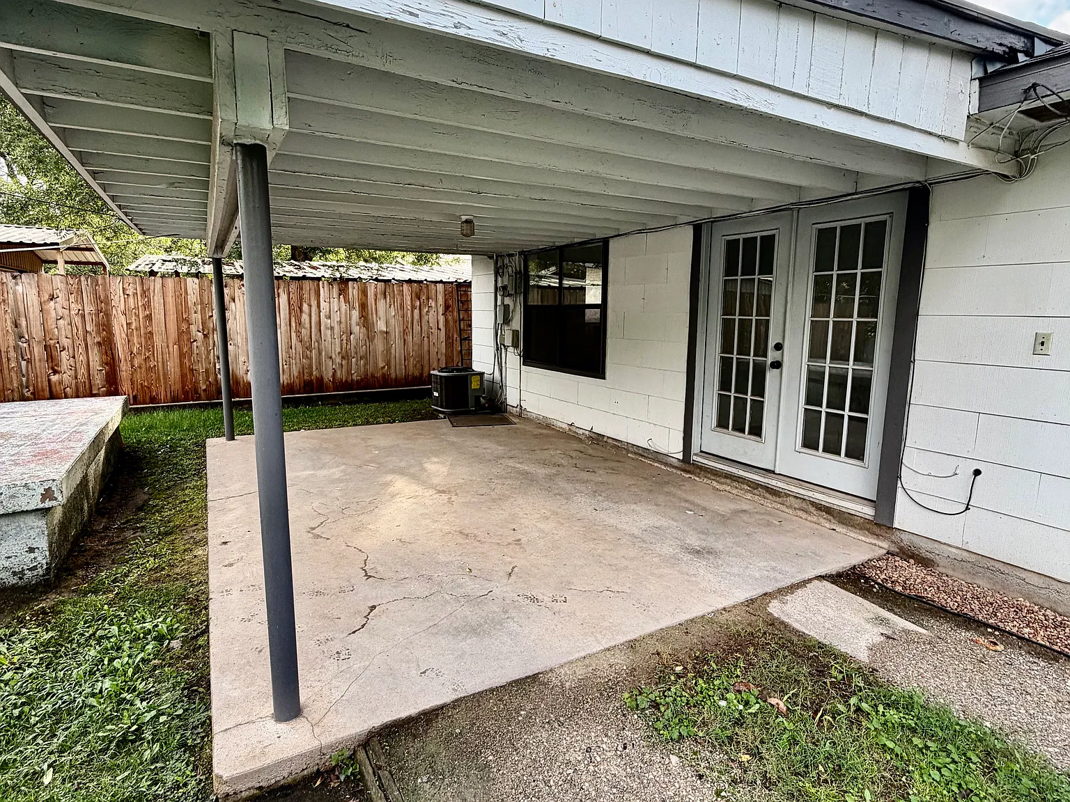 2 bed, 1196 sqft, $1,200 — Photo 2