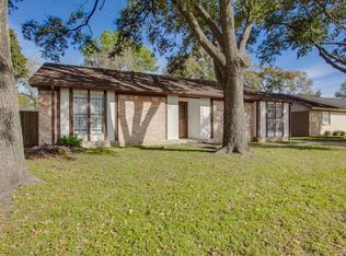 7126 Brook Stone Dr, Houston, TX 77040
