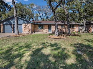 608 W Pleasantview Dr, Hurst, TX 76054
