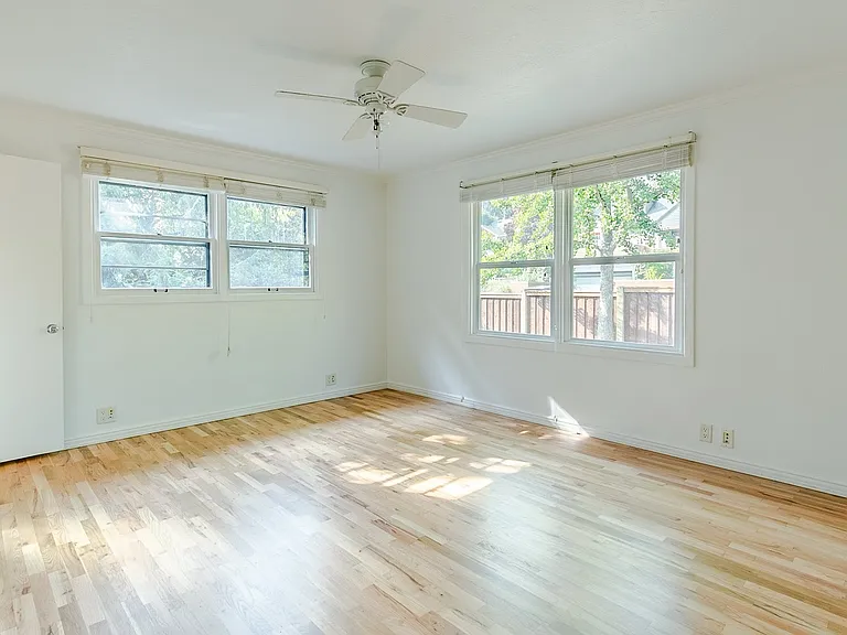 2315 Charnelton St — Photo 20