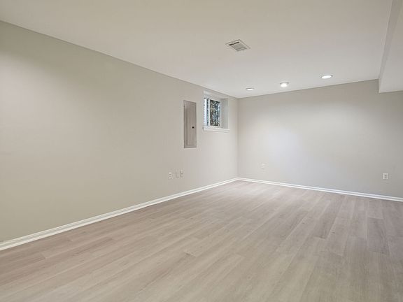 5th image of 6412 Needle Leaf Dr #1