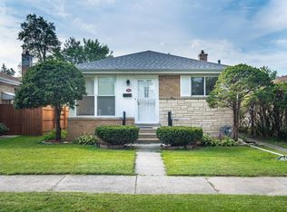 3114 Adams St, Bellwood, IL