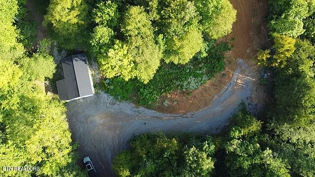 1st image of 7053 Cooks Hollow Rd