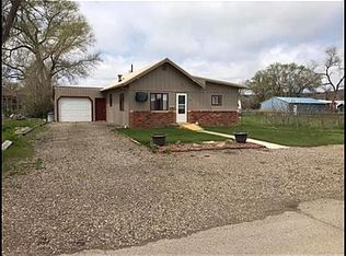 1611 N Jordan Ave, Miles City, MT 59301