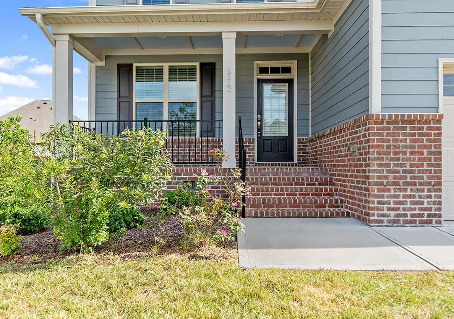 Gorgeous 4 Bedroom Home in Kitt's Creek Neighborhood! — Photo 3