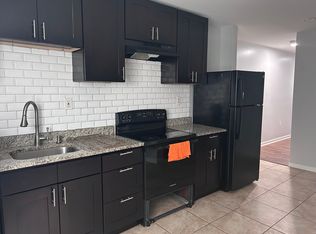 630 N Gilmor St #1, Baltimore, MD 21217