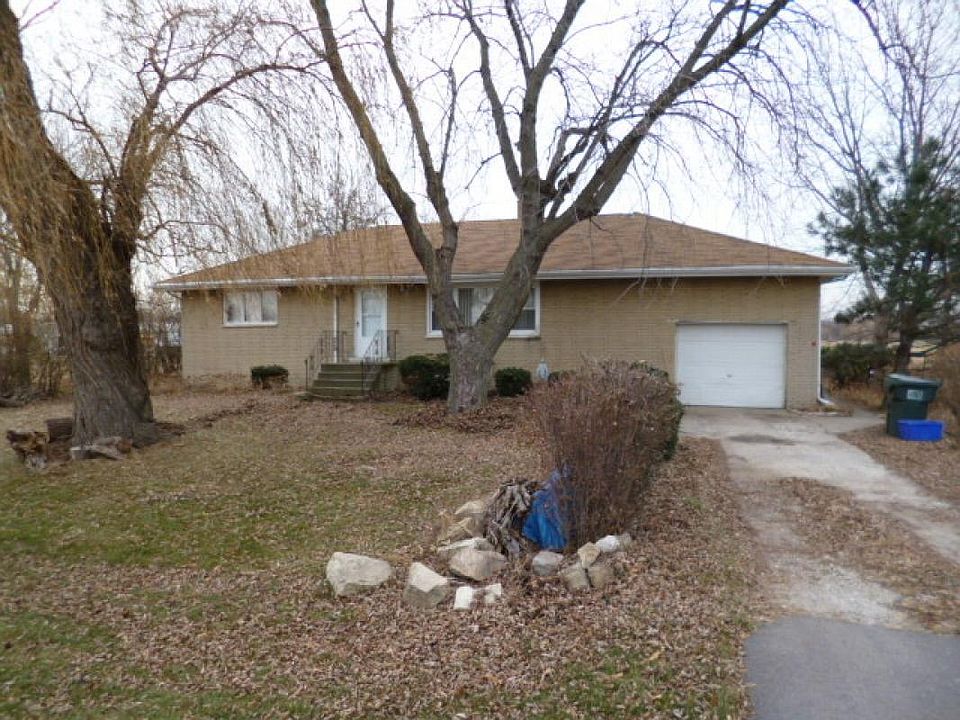 Lynwood 3 bedroom brick ranc