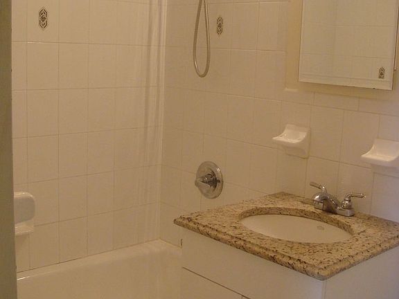 5th image of 26-34 30th St #2B