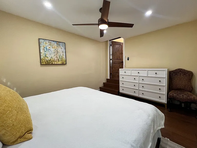 1635 Yajome St — Photo 17