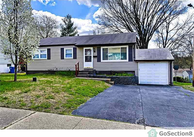 1st image of 908 Edgehill Dr