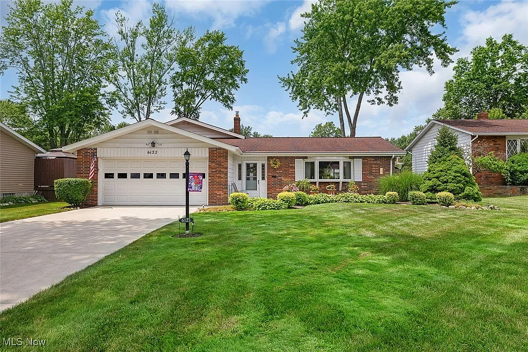 6122 Forest Ridge Dr photo 1