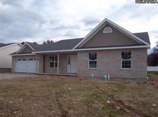 16691 Wexford Ln, Middleburg Heights, OH 44130