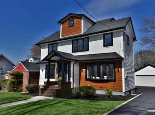 100 Chestnut St, Rochelle Park, NJ 07662