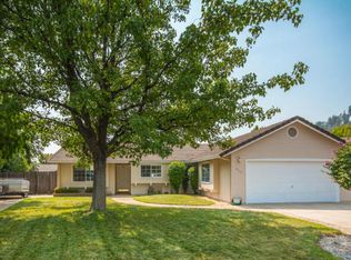 2133 Wicklow St, Redding, CA 96001
