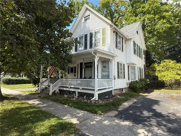 100 William St, Geneva, NY 14456