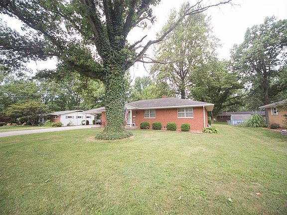 4th image of 317 N Grant Dr
