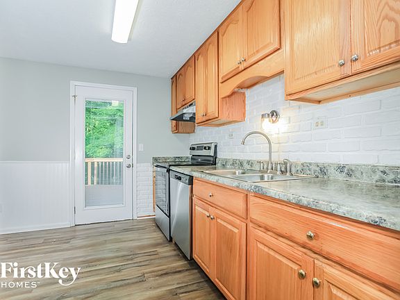 5th image of 1187 Anthony Ln