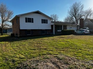 119 Holmes Dr, Sikeston, MO 63801