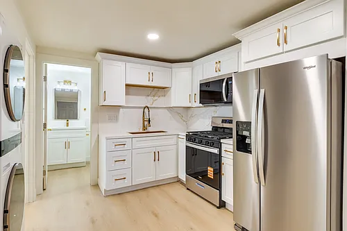 42601 Claudia St Photo 1