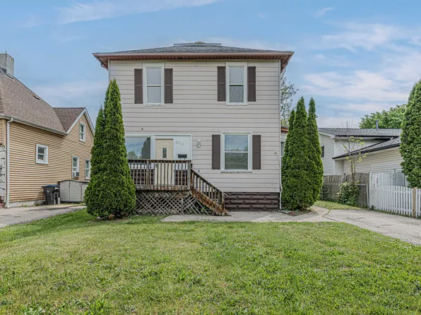 2913 Gabriel Ave, Zion, IL 60099