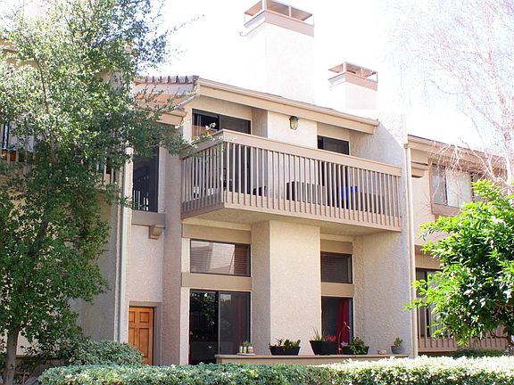 4th image of 26006 Alizia Canyon Dr Unit E