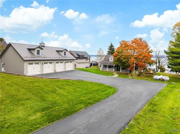 5681 State Route 89, Romulus, NY 14541