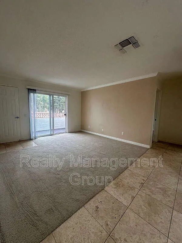 2 bed, 2.0 bath, 821 sqft, $2,700 — Photo 2