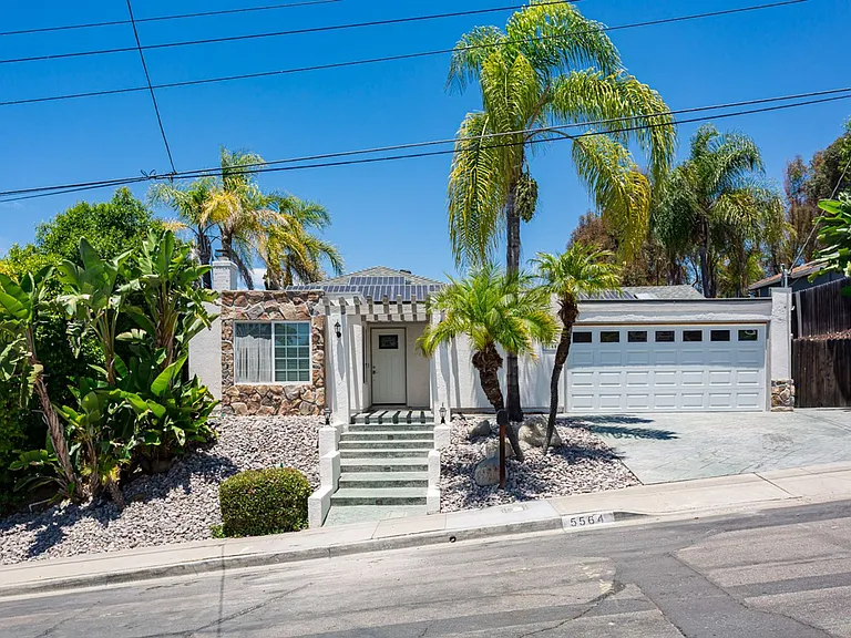 5564 Lone Star Dr — Photo 2