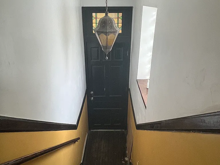 N Paulina St — Photo 19