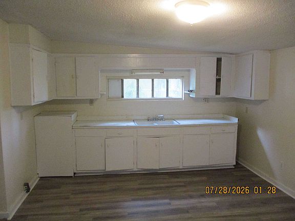 2nd image of 200 Butler Dr