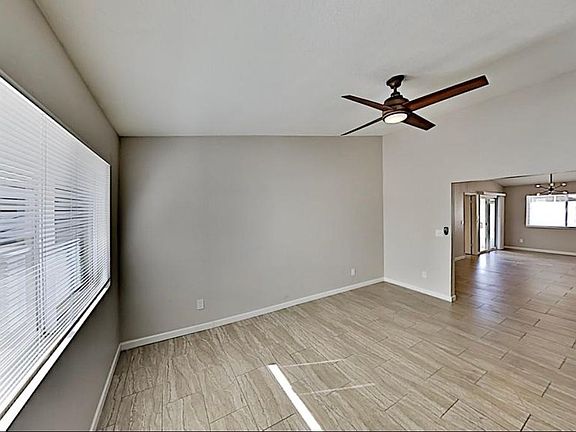 4th image of 802 W Montoya Ln