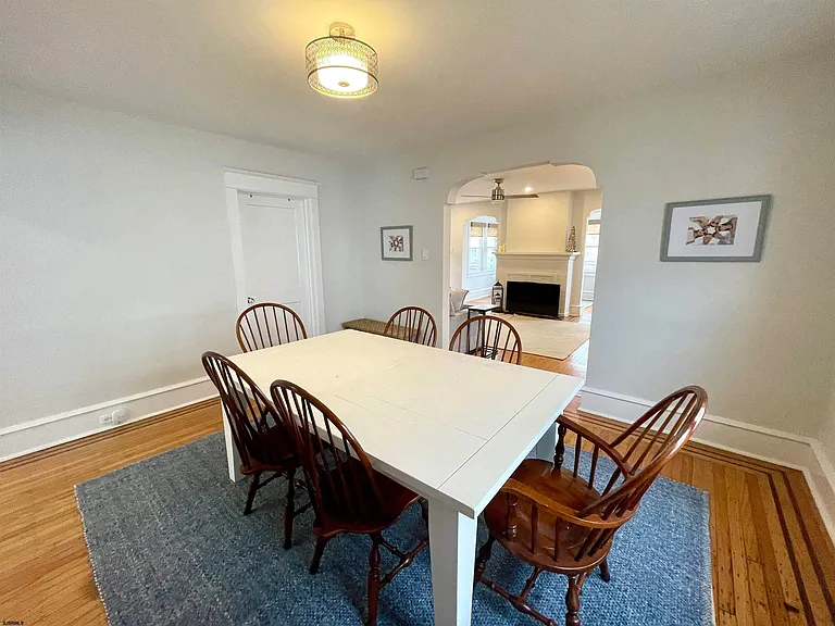 112 N Belmont Ave — Photo 7